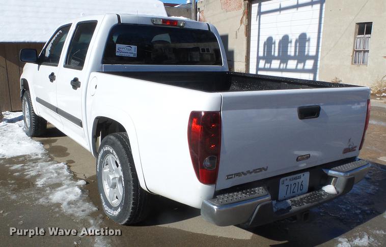 image for item DF2811 2006 GMC Canyon Crew Cab pickup truck