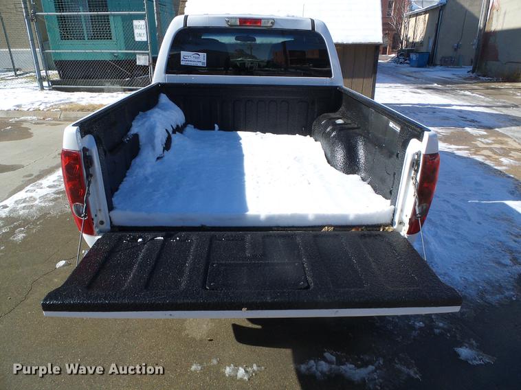 image for item DF2811 2006 GMC Canyon Crew Cab pickup truck