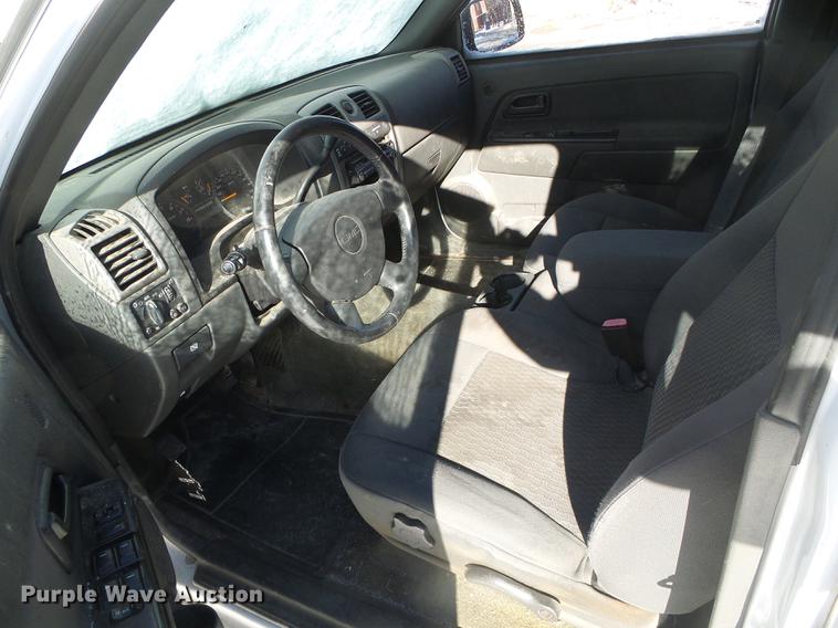 image for item DF2811 2006 GMC Canyon Crew Cab pickup truck