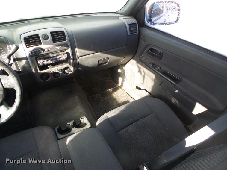 image for item DF2811 2006 GMC Canyon Crew Cab pickup truck