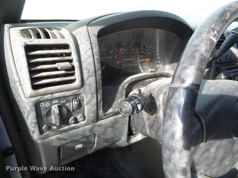 image for item DF2811 2006 GMC Canyon Crew Cab pickup truck