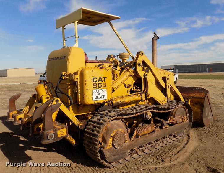 image for item DF2834 1964 Caterpillar 955H track loader
