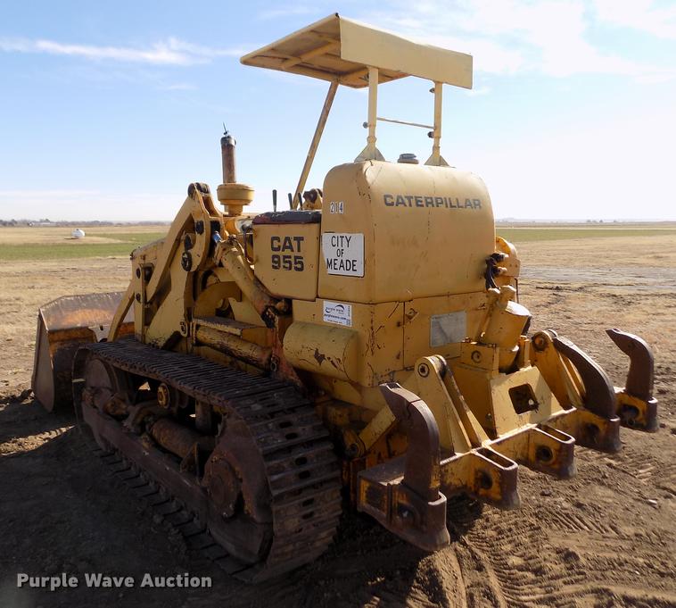 image for item DF2834 1964 Caterpillar 955H track loader
