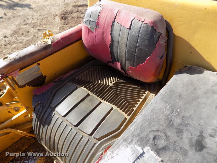 image for item DF2834 1964 Caterpillar 955H track loader