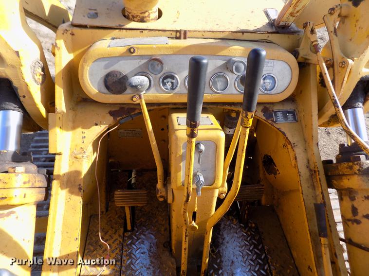 image for item DF2834 1964 Caterpillar 955H track loader