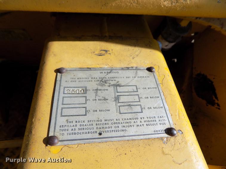 image for item DF2834 1964 Caterpillar 955H track loader