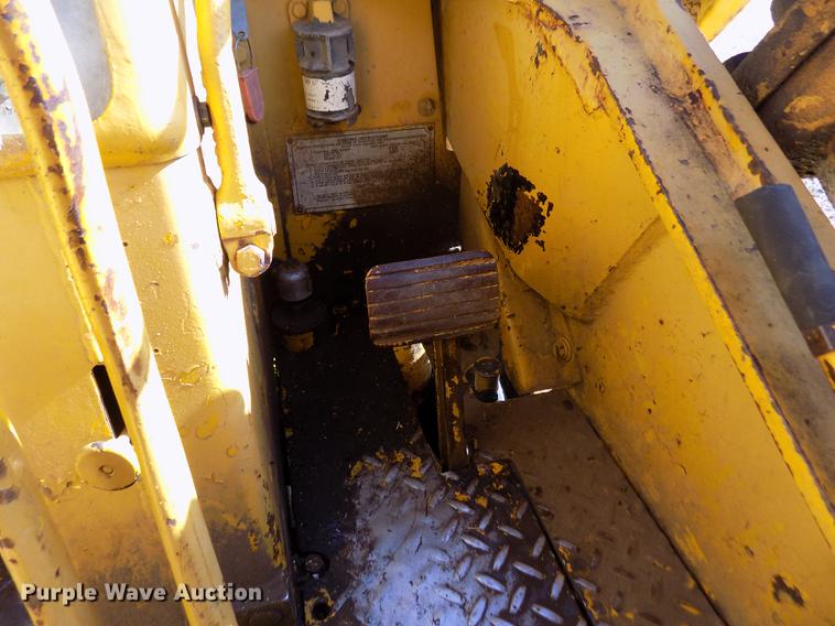 image for item DF2834 1964 Caterpillar 955H track loader
