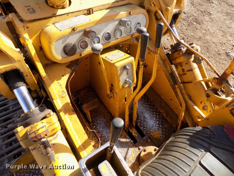 image for item DF2834 1964 Caterpillar 955H track loader