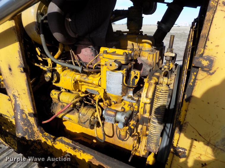 image for item DF2834 1964 Caterpillar 955H track loader