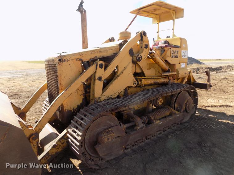 image for item DF2834 1964 Caterpillar 955H track loader