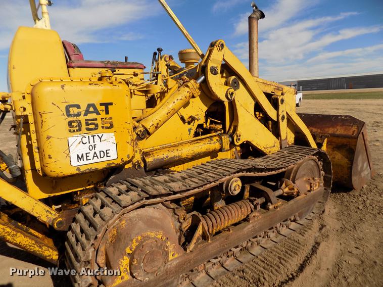 image for item DF2834 1964 Caterpillar 955H track loader