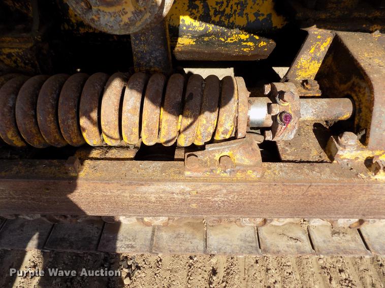 image for item DF2834 1964 Caterpillar 955H track loader