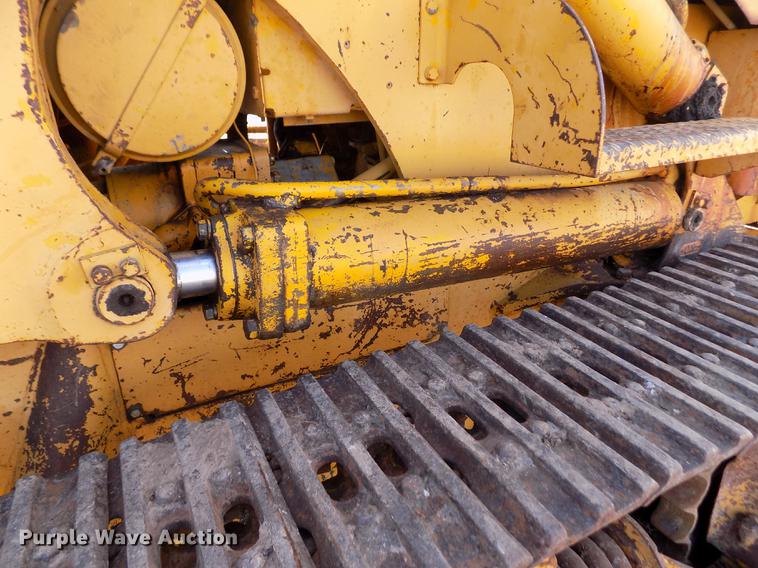 image for item DF2834 1964 Caterpillar 955H track loader
