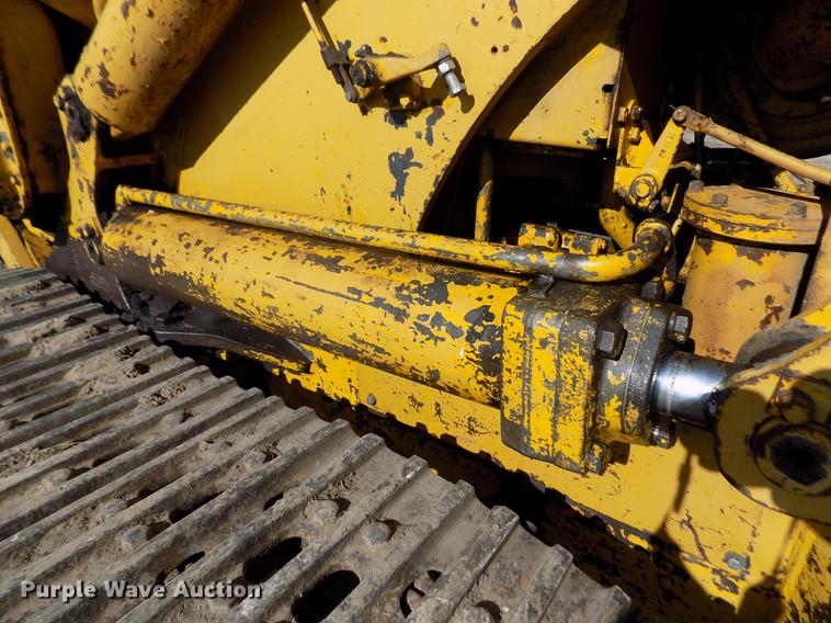 image for item DF2834 1964 Caterpillar 955H track loader