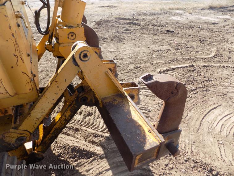 image for item DF2834 1964 Caterpillar 955H track loader