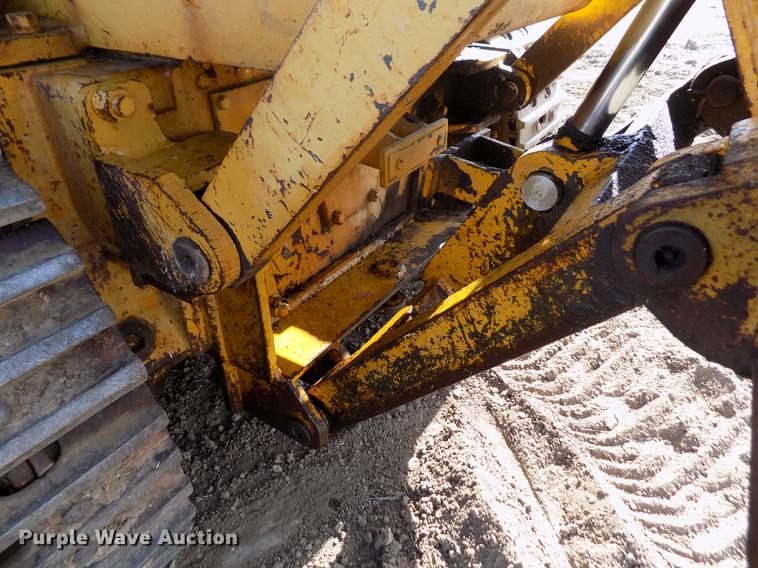 image for item DF2834 1964 Caterpillar 955H track loader