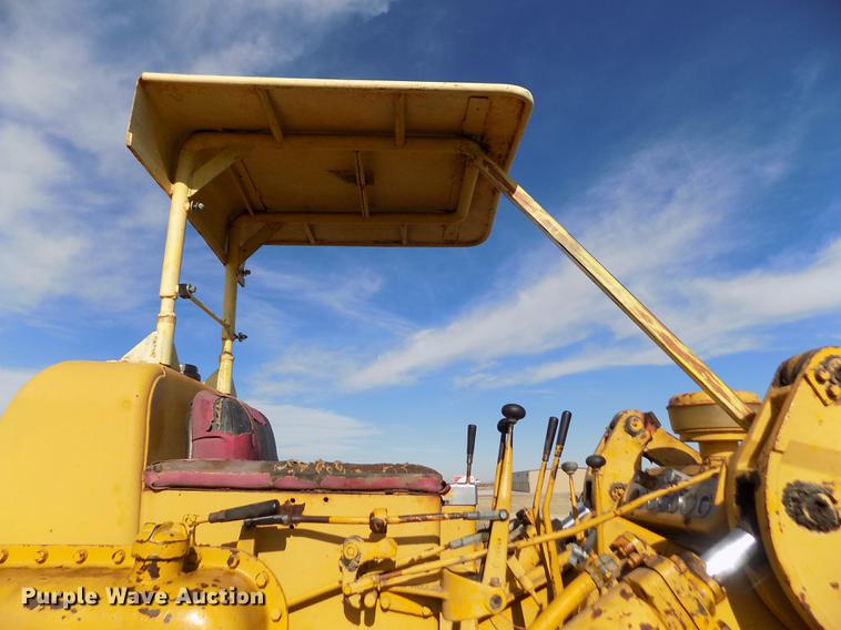 image for item DF2834 1964 Caterpillar 955H track loader