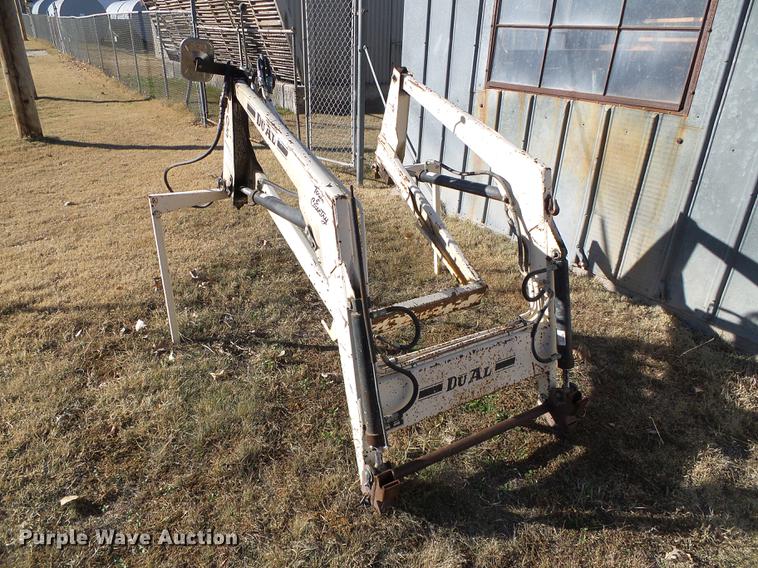 image for item DF2835 Yanmar YM226D tractor