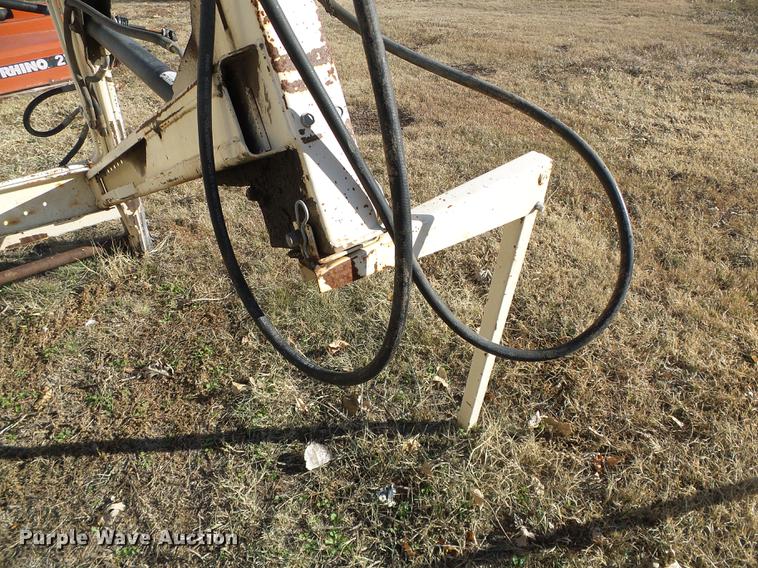 image for item DF2835 Yanmar YM226D tractor