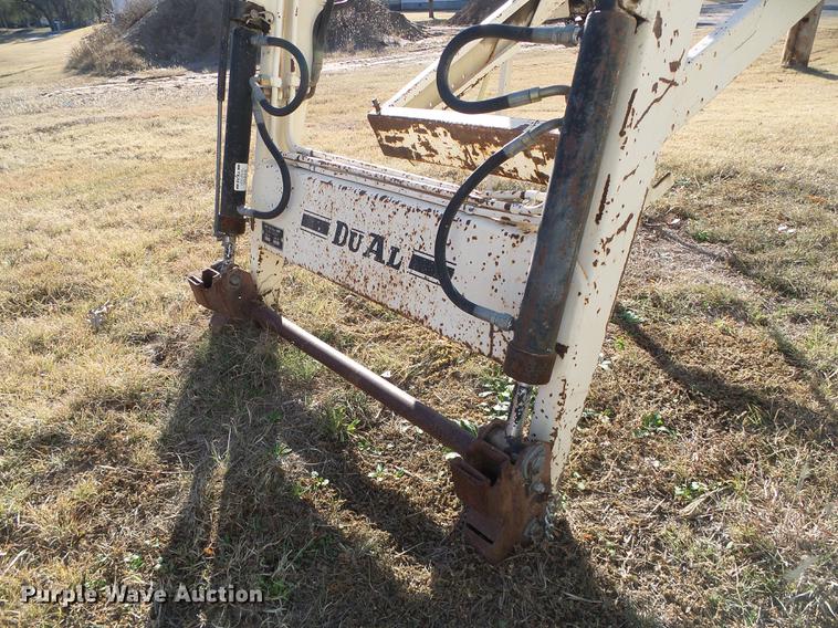 image for item DF2835 Yanmar YM226D tractor