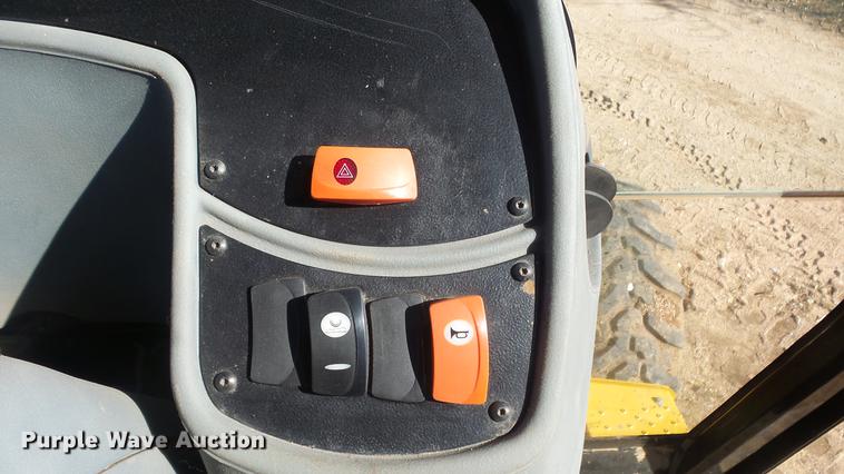 image for item DG2785 2005 Caterpillar 420D backhoe