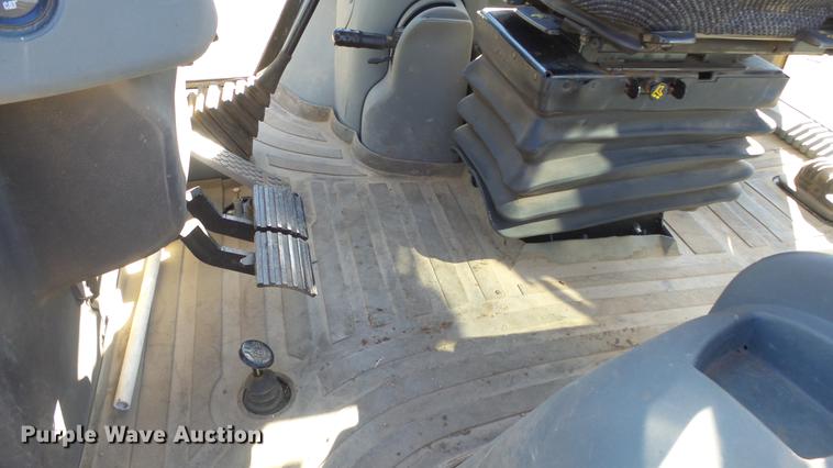 image for item DG2785 2005 Caterpillar 420D backhoe