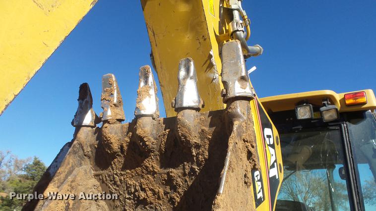 image for item DG2785 2005 Caterpillar 420D backhoe