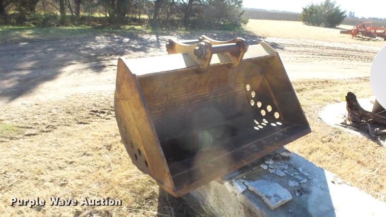 image for item DG2785 2005 Caterpillar 420D backhoe