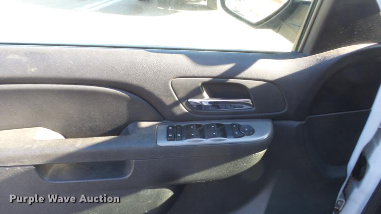 image for item DG2799 2011 Chevrolet Tahoe Police SUV