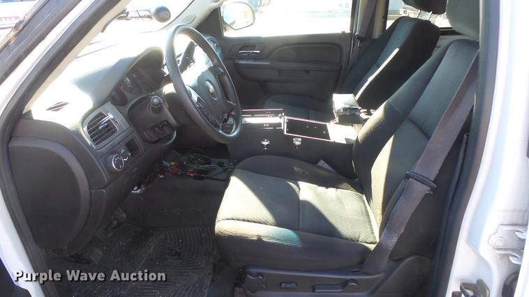 image for item DG2799 2011 Chevrolet Tahoe Police SUV