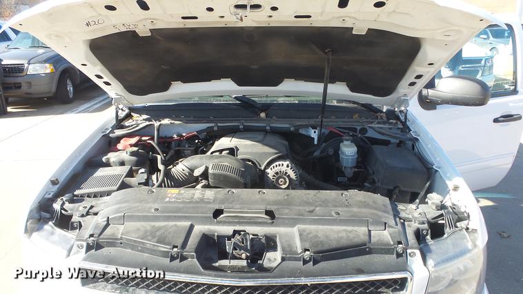 image for item DG2799 2011 Chevrolet Tahoe Police SUV