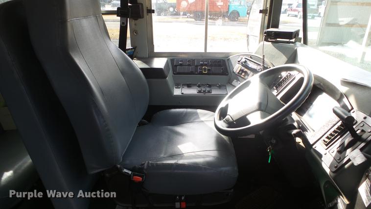 image for item DG2834 2010 Blue Bird Vision school bus