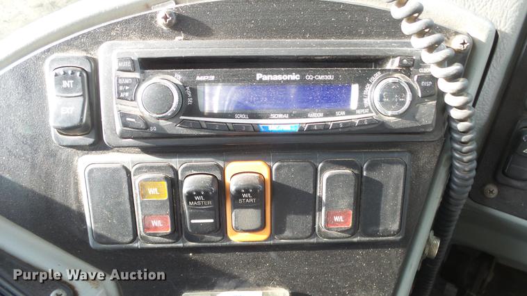 image for item DG2834 2010 Blue Bird Vision school bus