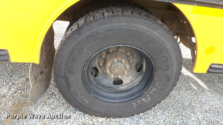 image for item DG2834 2010 Blue Bird Vision school bus