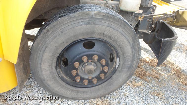 image for item DG2834 2010 Blue Bird Vision school bus