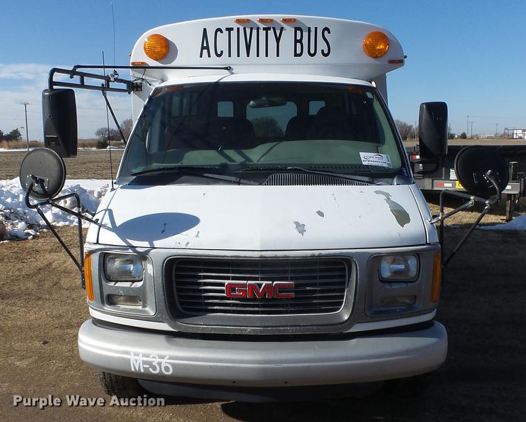 image for item DG2838 2000 GMC Savana G3500 school bus