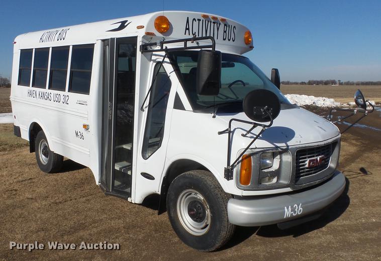 image for item DG2838 2000 GMC Savana G3500 school bus