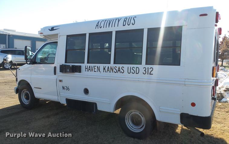 image for item DG2838 2000 GMC Savana G3500 school bus