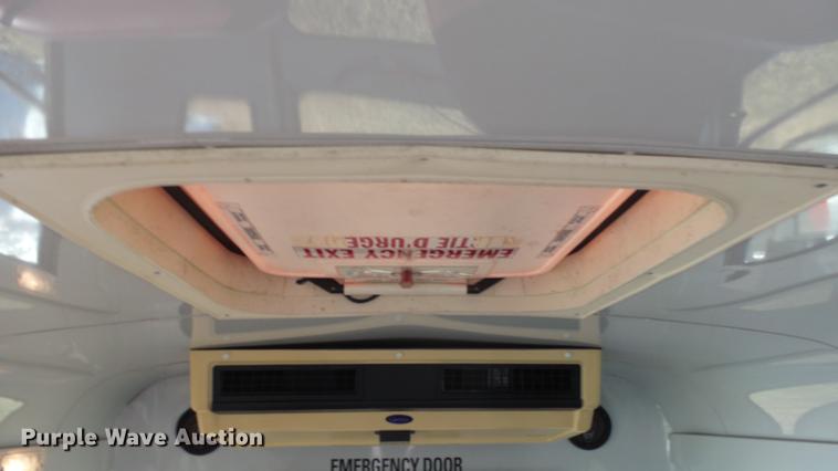 image for item DG2838 2000 GMC Savana G3500 school bus