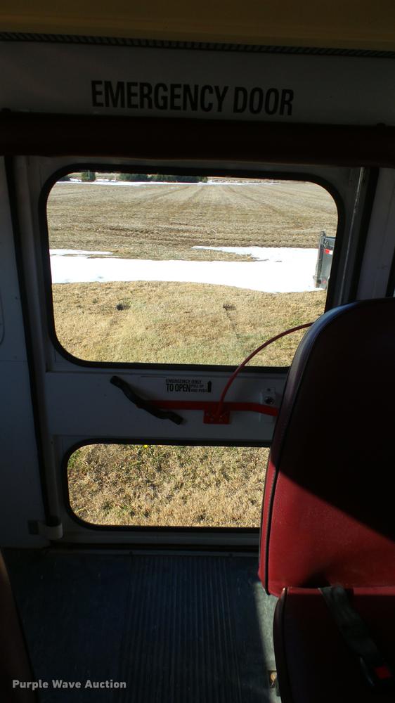 image for item DG2838 2000 GMC Savana G3500 school bus