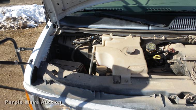 image for item DG2838 2000 GMC Savana G3500 school bus