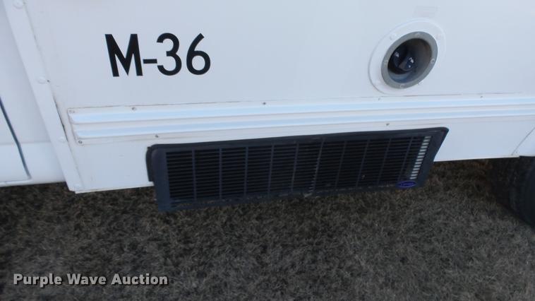 image for item DG2838 2000 GMC Savana G3500 school bus