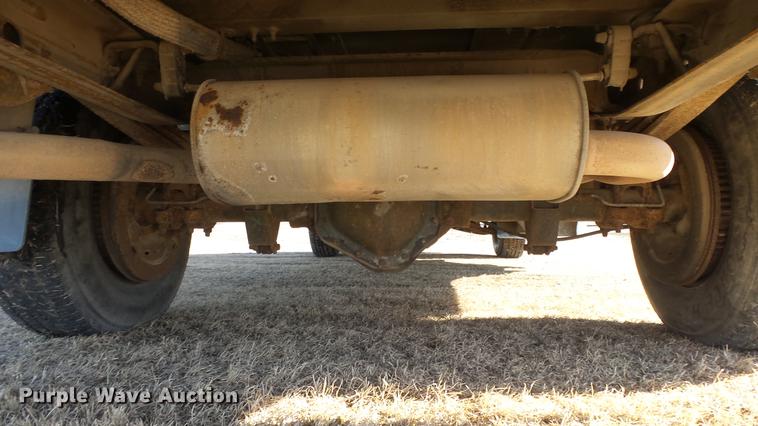 image for item DG2838 2000 GMC Savana G3500 school bus