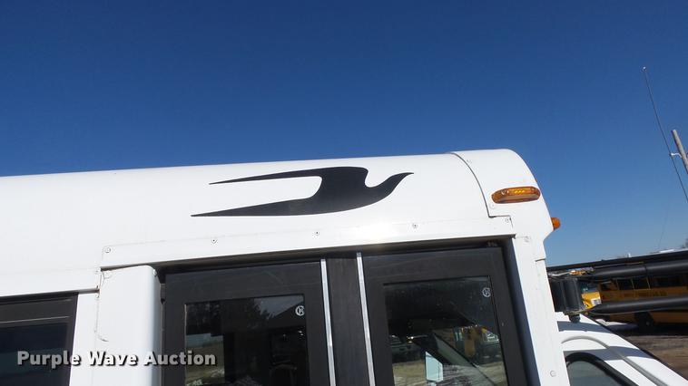 image for item DG2838 2000 GMC Savana G3500 school bus