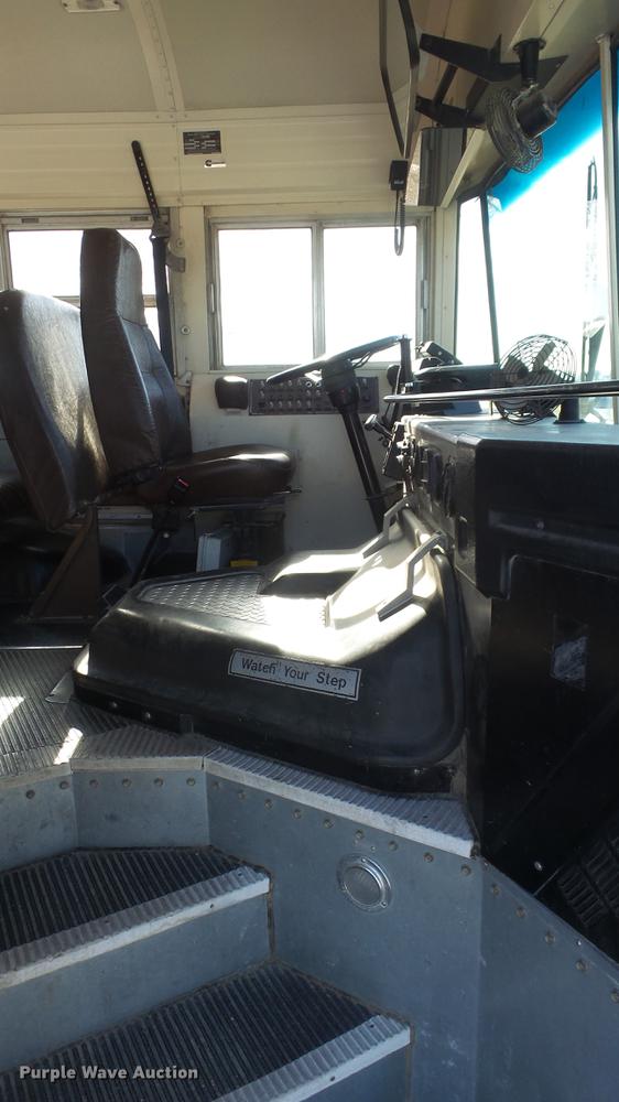 image for item DG2839 1999 Blue Bird TC2000 school bus