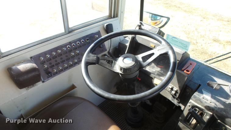 image for item DG2839 1999 Blue Bird TC2000 school bus