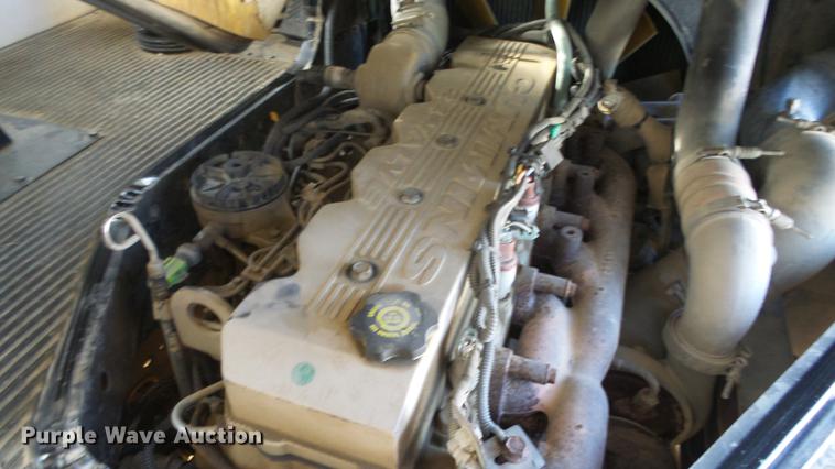 image for item DG2839 1999 Blue Bird TC2000 school bus