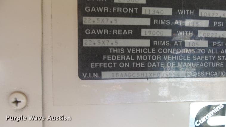 image for item DG2839 1999 Blue Bird TC2000 school bus