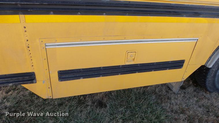 image for item DG2839 1999 Blue Bird TC2000 school bus