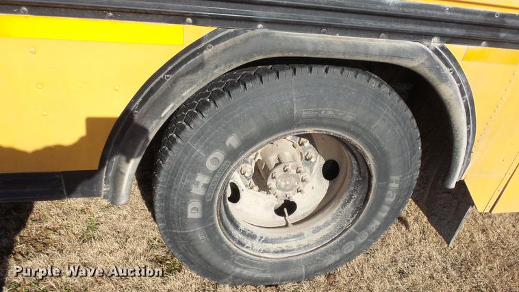 image for item DG2839 1999 Blue Bird TC2000 school bus